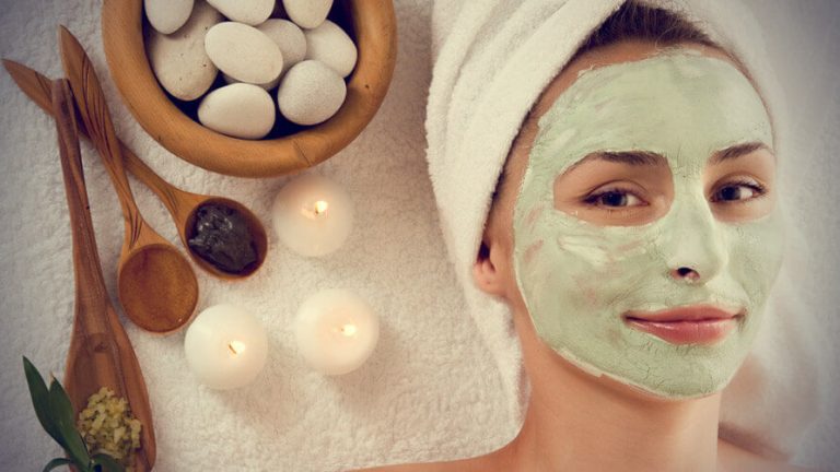 Six Factors For Using Natural Makeup